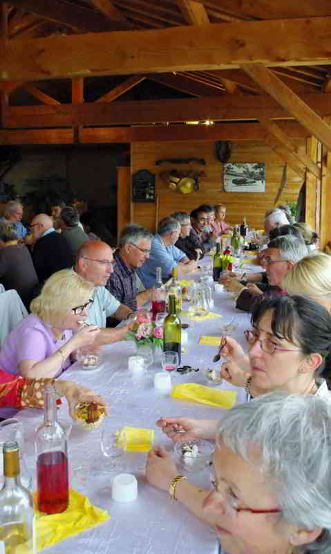 2_GASCOGNE 066 (Lauze).jpg - Les tables...